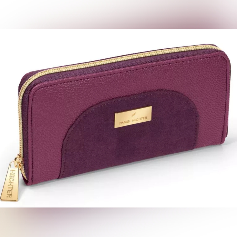 NEW. 💕without tags💕💕Daniel Hechter Zip Around Wallet